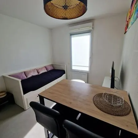 Lägenhet Studio Tout Equipe Ideal Pour 1 Ou 2 Personnes
